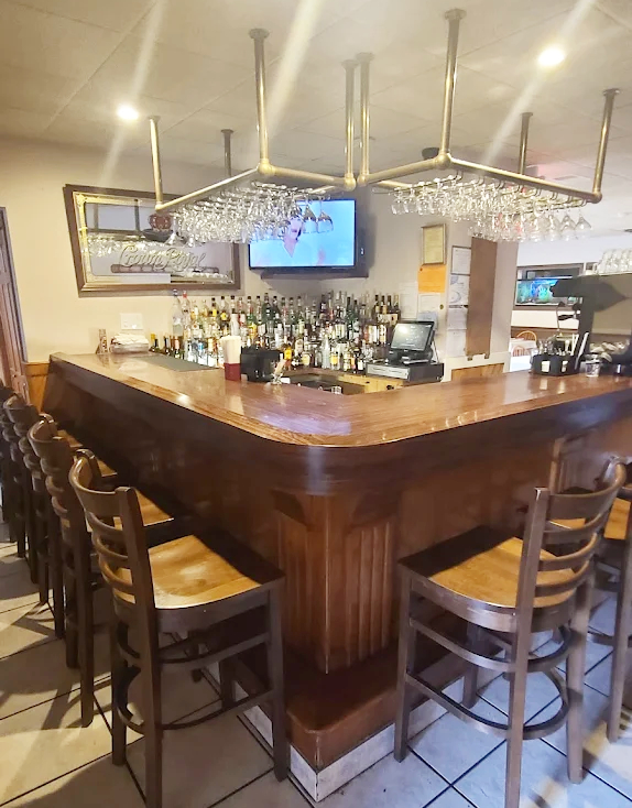 The lounge at Tony & Penny's